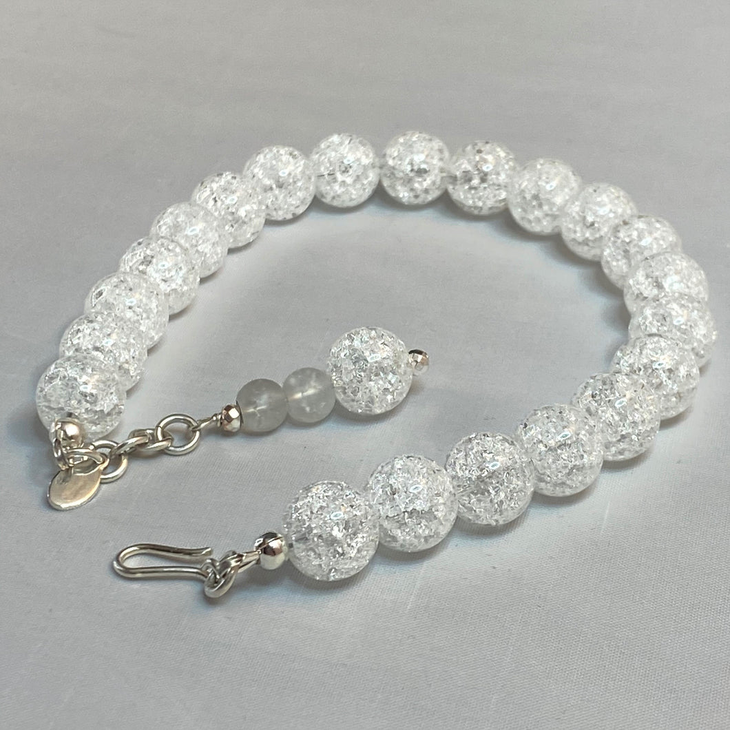 Cracked Snow Crystal Bead Bracelet